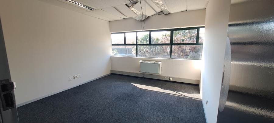 To Let commercial Property for Rent in Randjespark Gauteng