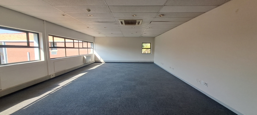 To Let commercial Property for Rent in Randjespark Gauteng