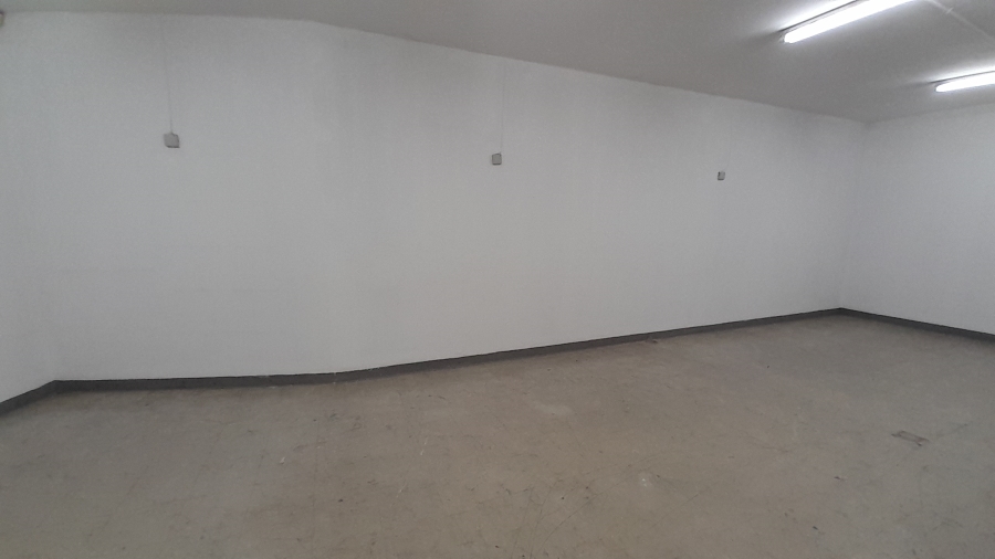 To Let commercial Property for Rent in Vorna Valley Gauteng