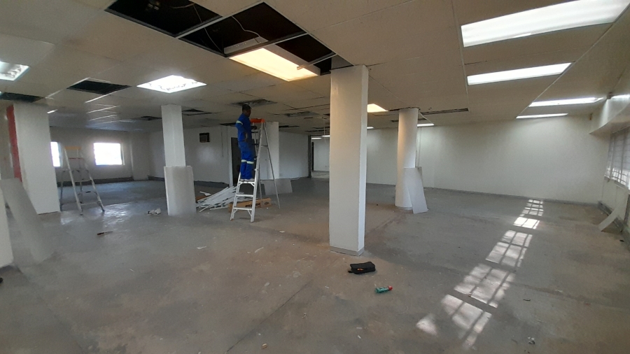 To Let commercial Property for Rent in Vorna Valley Gauteng
