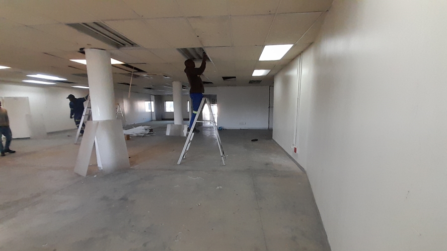 To Let commercial Property for Rent in Vorna Valley Gauteng