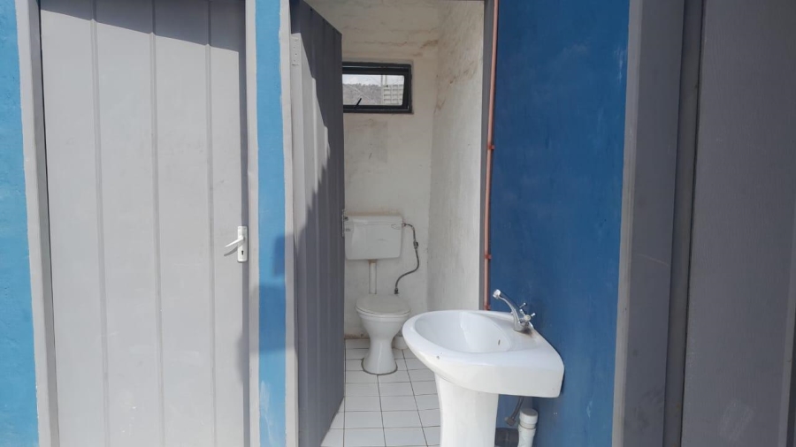 To Let commercial Property for Rent in Pinehaven Gauteng