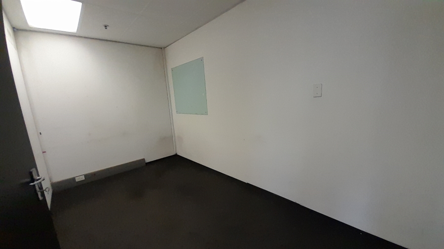 To Let commercial Property for Rent in Vorna Valley Gauteng