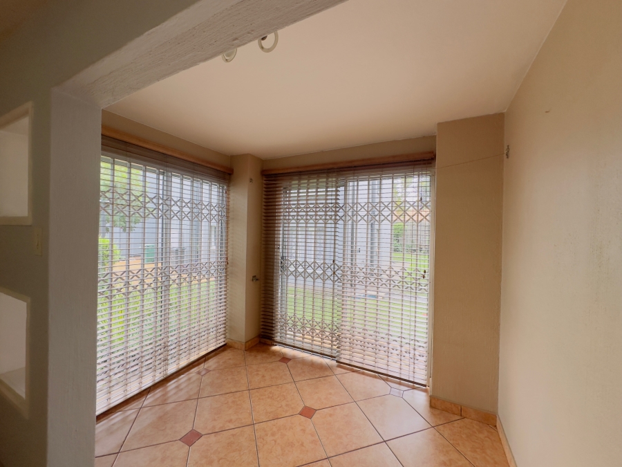 3 Bedroom Property for Sale in Verwoerdpark Gauteng