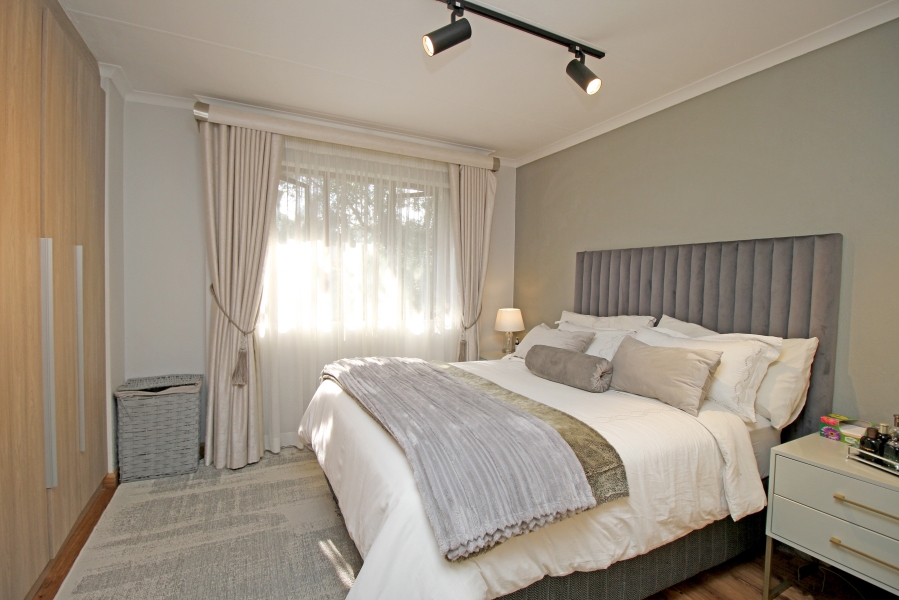 3 Bedroom Property for Sale in Victory Park Gauteng