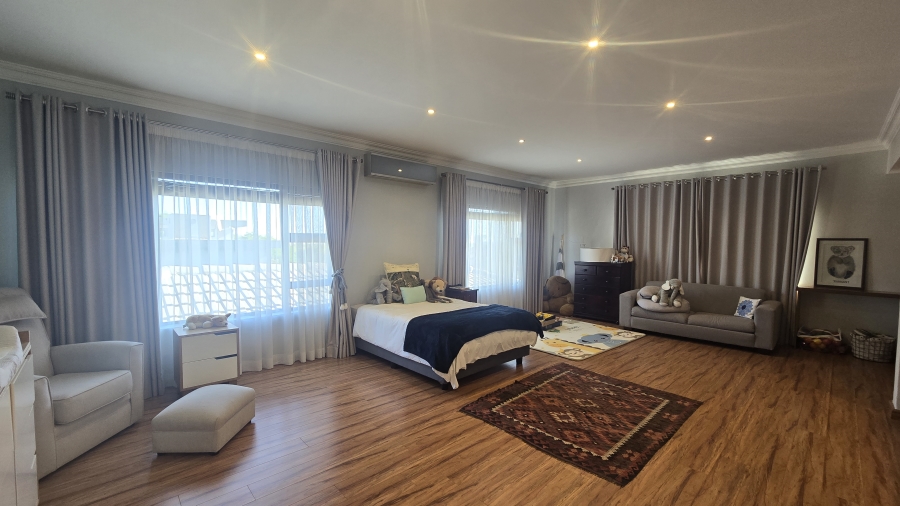 5 Bedroom Property for Sale in The Wilds Gauteng