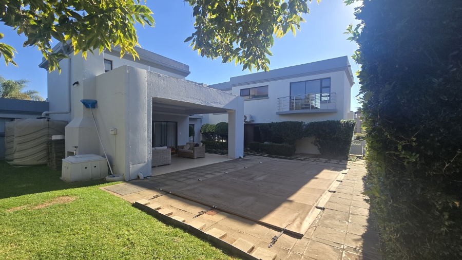 5 Bedroom Property for Sale in The Wilds Gauteng