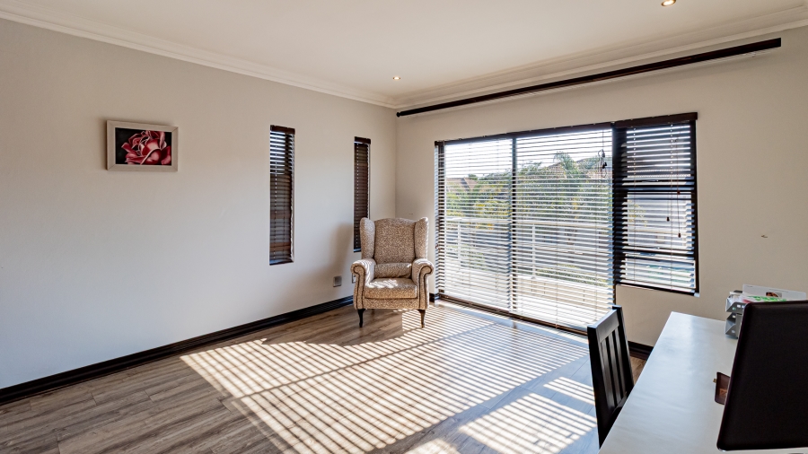 5 Bedroom Property for Sale in The Wilds Gauteng