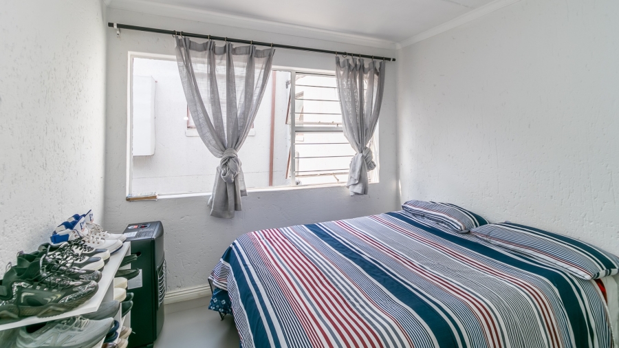 To Let 2 Bedroom Property for Rent in Vorna Valley Gauteng