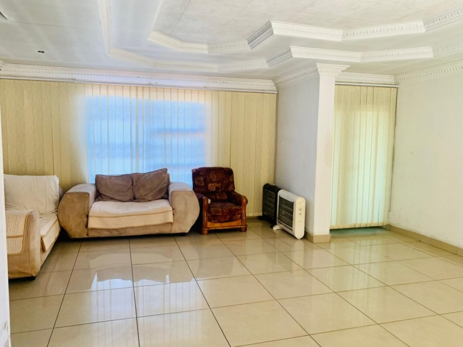 4 Bedroom Property for Sale in Spruit View Gauteng