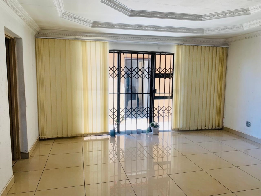 4 Bedroom Property for Sale in Spruit View Gauteng