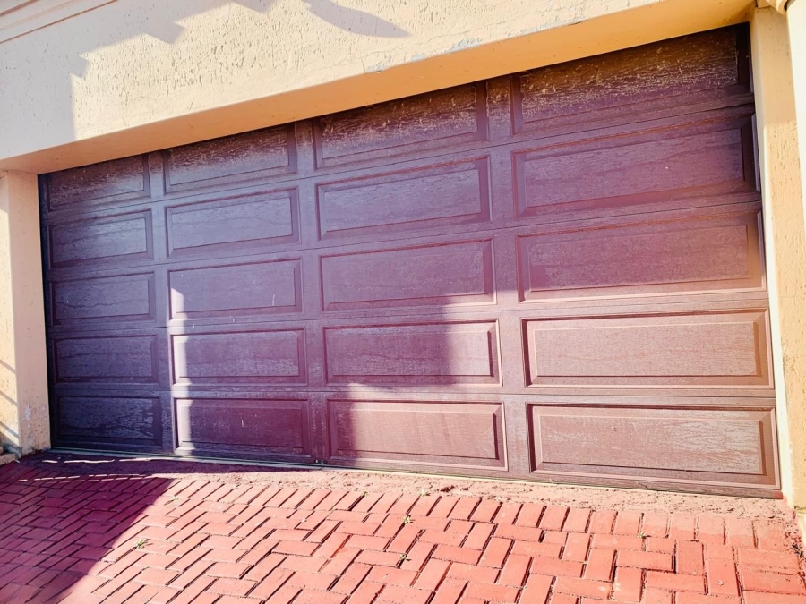 4 Bedroom Property for Sale in Spruit View Gauteng