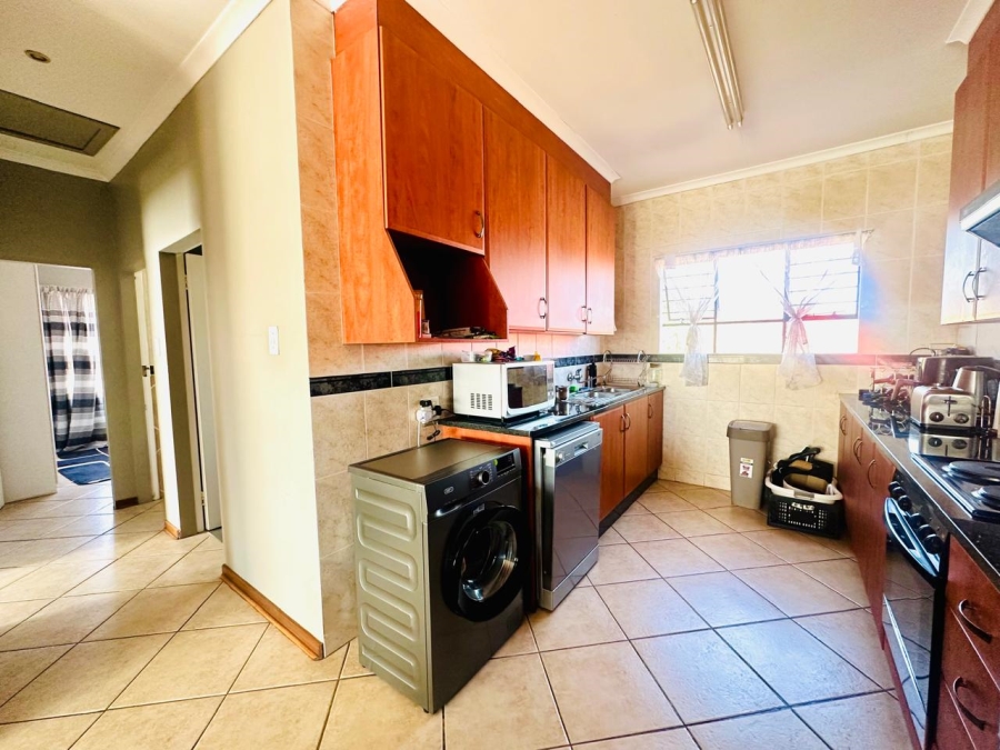 2 Bedroom Property for Sale in Liefde en Vrede Gauteng