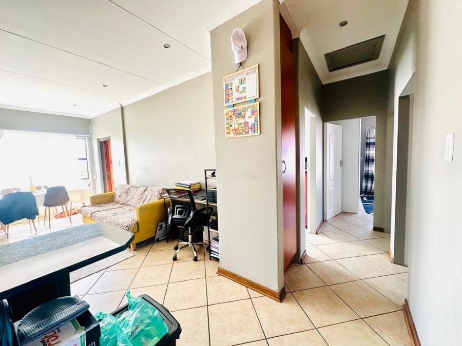 2 Bedroom Property for Sale in Liefde en Vrede Gauteng