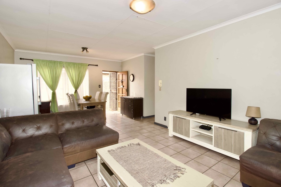 2 Bedroom Property for Sale in Meyerspark Gauteng