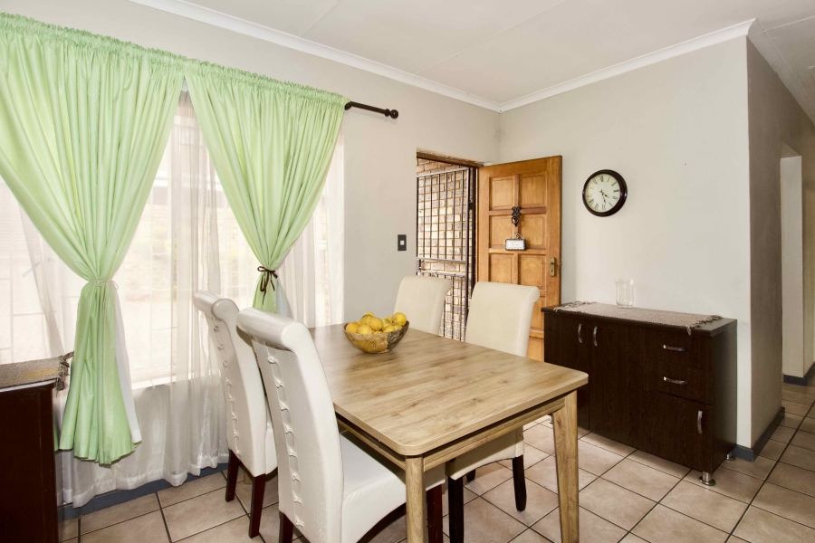 2 Bedroom Property for Sale in Meyerspark Gauteng