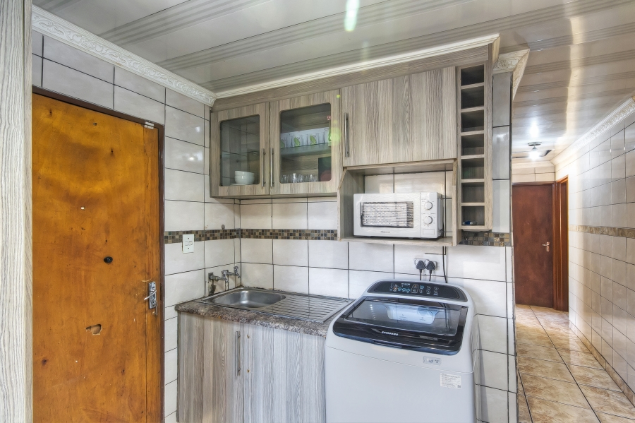 4 Bedroom Property for Sale in Ormonde View Gauteng