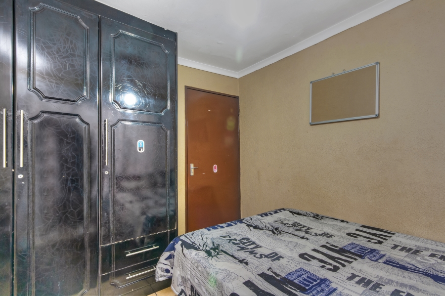 4 Bedroom Property for Sale in Ormonde View Gauteng