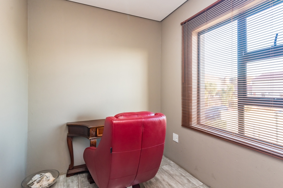 4 Bedroom Property for Sale in Heuningklip Gauteng
