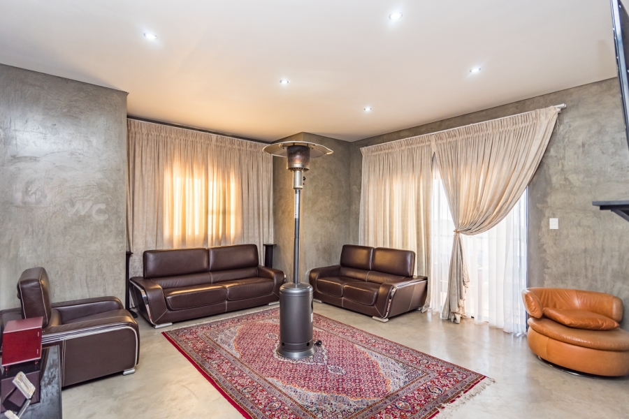 4 Bedroom Property for Sale in Heuningklip Gauteng