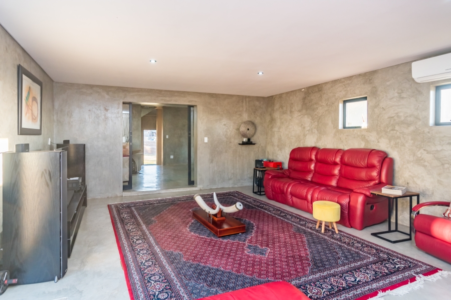 4 Bedroom Property for Sale in Heuningklip Gauteng