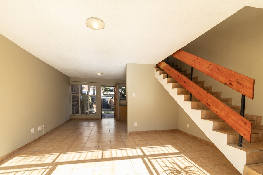 2 Bedroom Property for Sale in Garsfontein Gauteng