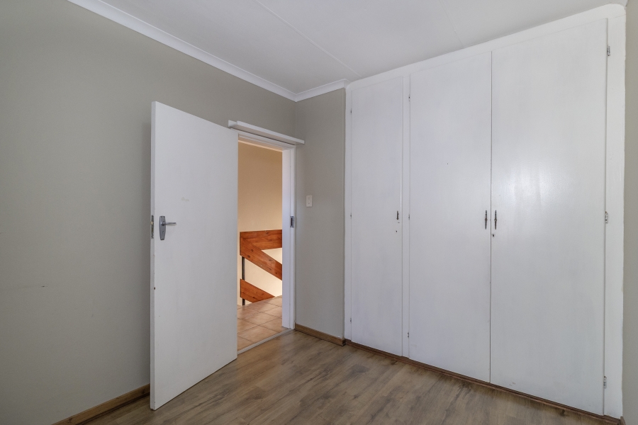 2 Bedroom Property for Sale in Garsfontein Gauteng