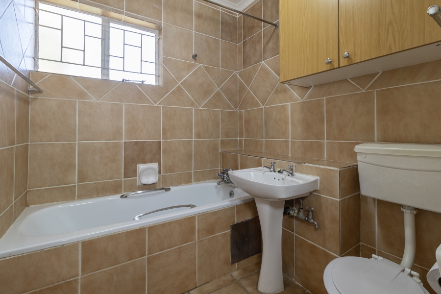 2 Bedroom Property for Sale in Garsfontein Gauteng