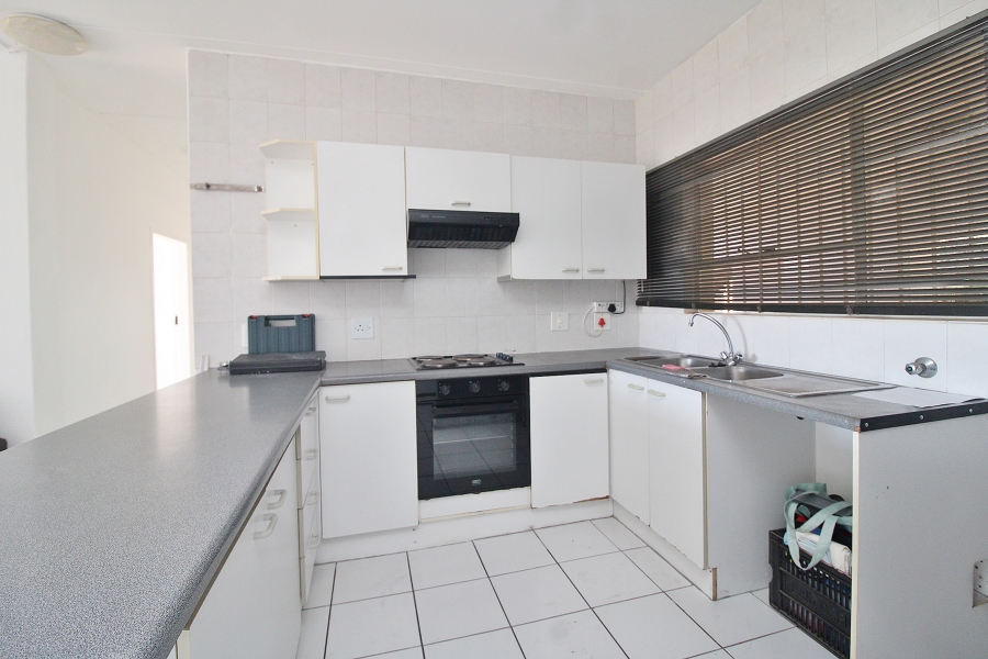 To Let 3 Bedroom Property for Rent in Sunnyrock Gauteng