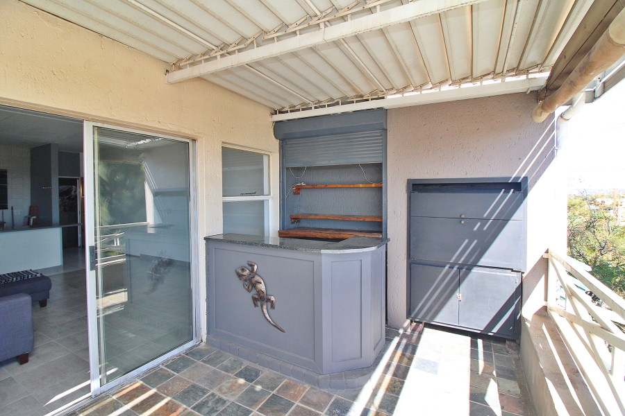 To Let 3 Bedroom Property for Rent in Sunnyrock Gauteng