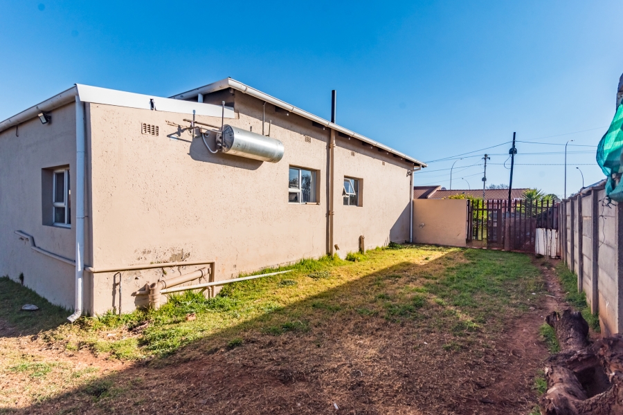 3 Bedroom Property for Sale in Delarey Gauteng