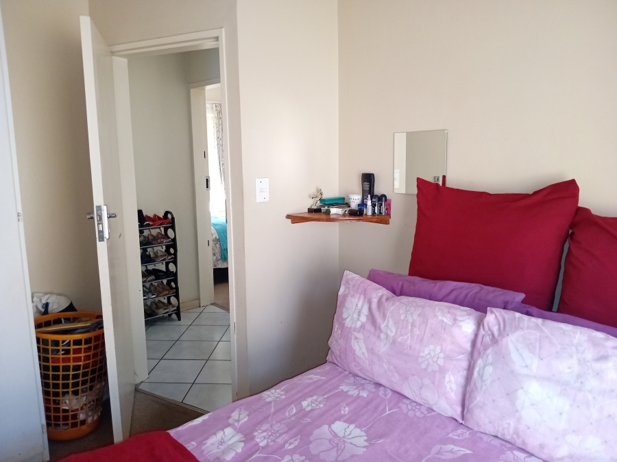 3 Bedroom Property for Sale in Faerie Glen Gauteng