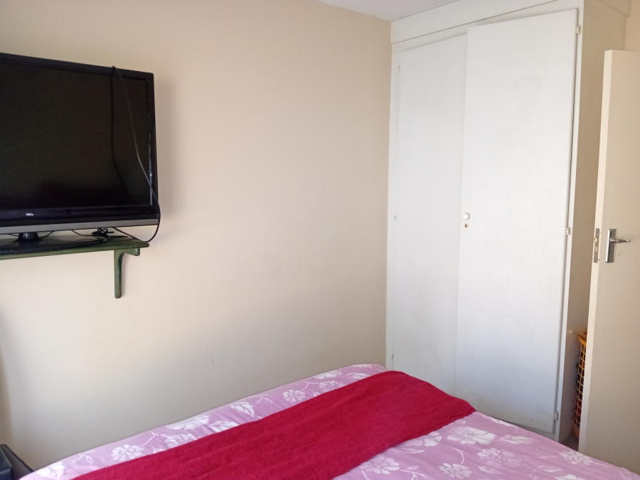 3 Bedroom Property for Sale in Faerie Glen Gauteng