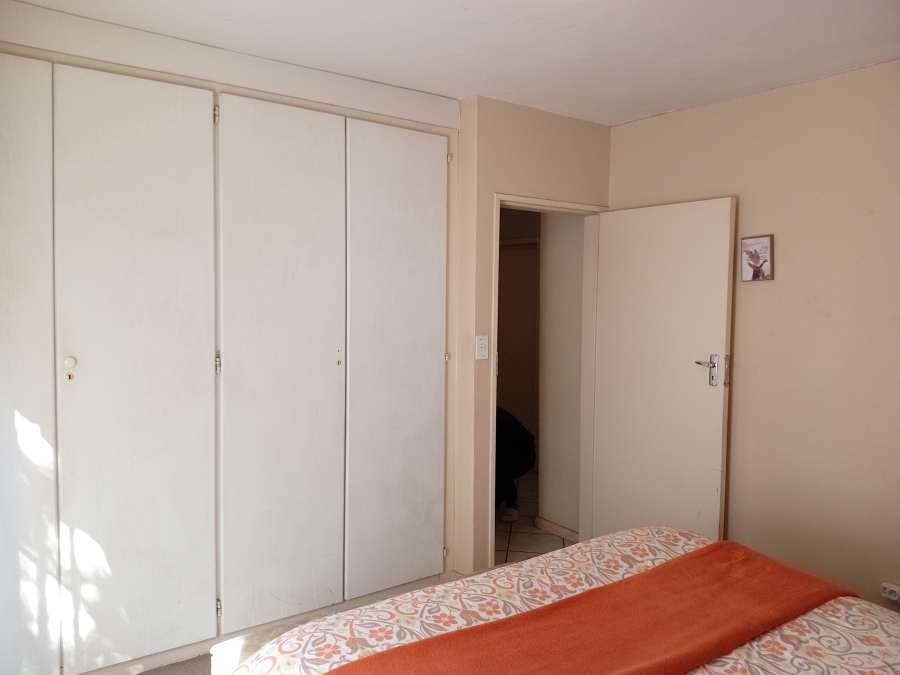 3 Bedroom Property for Sale in Faerie Glen Gauteng