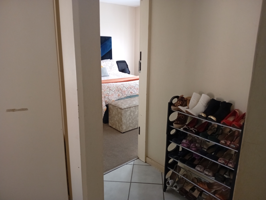 3 Bedroom Property for Sale in Faerie Glen Gauteng