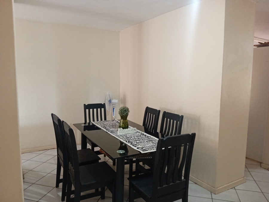 3 Bedroom Property for Sale in Faerie Glen Gauteng