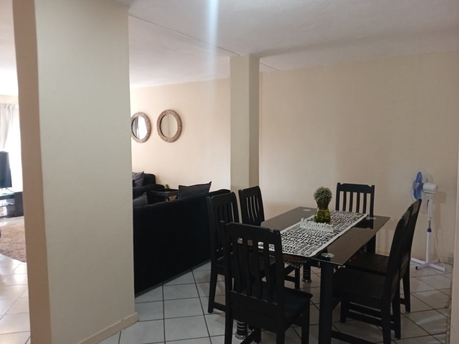 3 Bedroom Property for Sale in Faerie Glen Gauteng