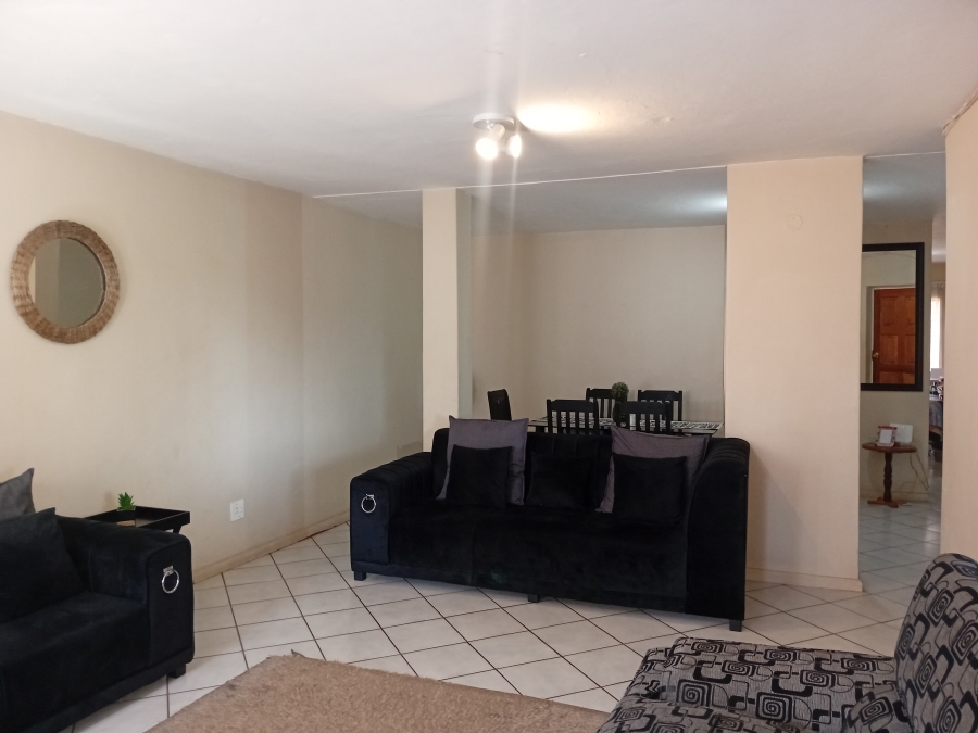 3 Bedroom Property for Sale in Faerie Glen Gauteng