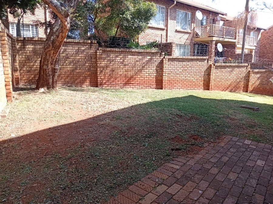 3 Bedroom Property for Sale in Faerie Glen Gauteng