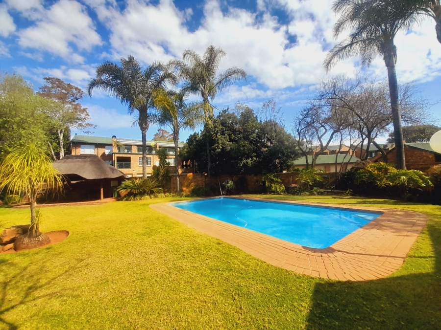 3 Bedroom Property for Sale in Faerie Glen Gauteng