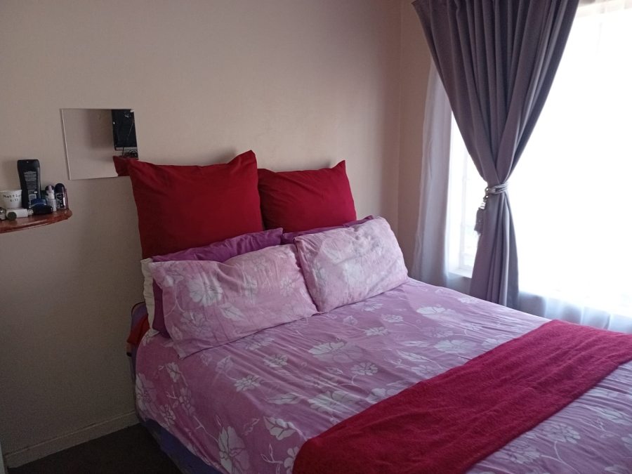 3 Bedroom Property for Sale in Faerie Glen Gauteng