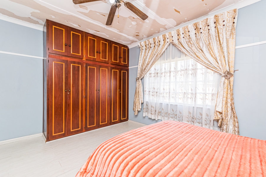 3 Bedroom Property for Sale in Florida Lake Gauteng