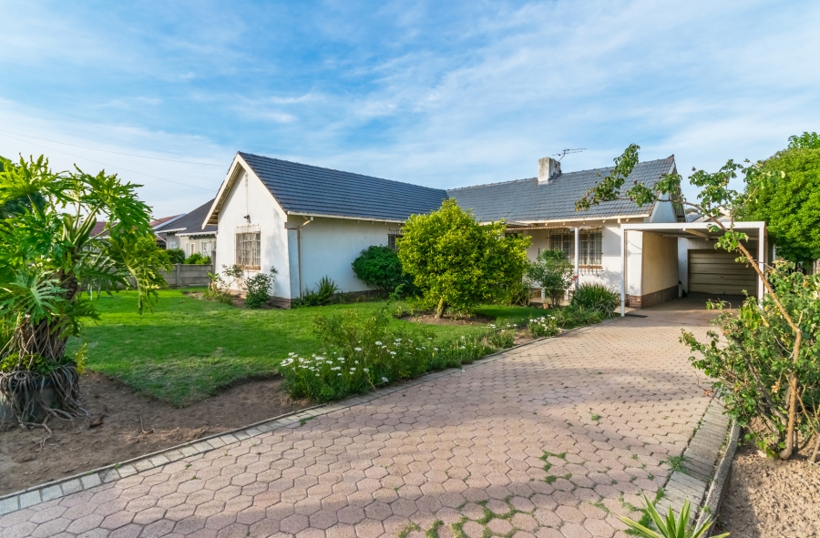 3 Bedroom Property for Sale in Florida Lake Gauteng