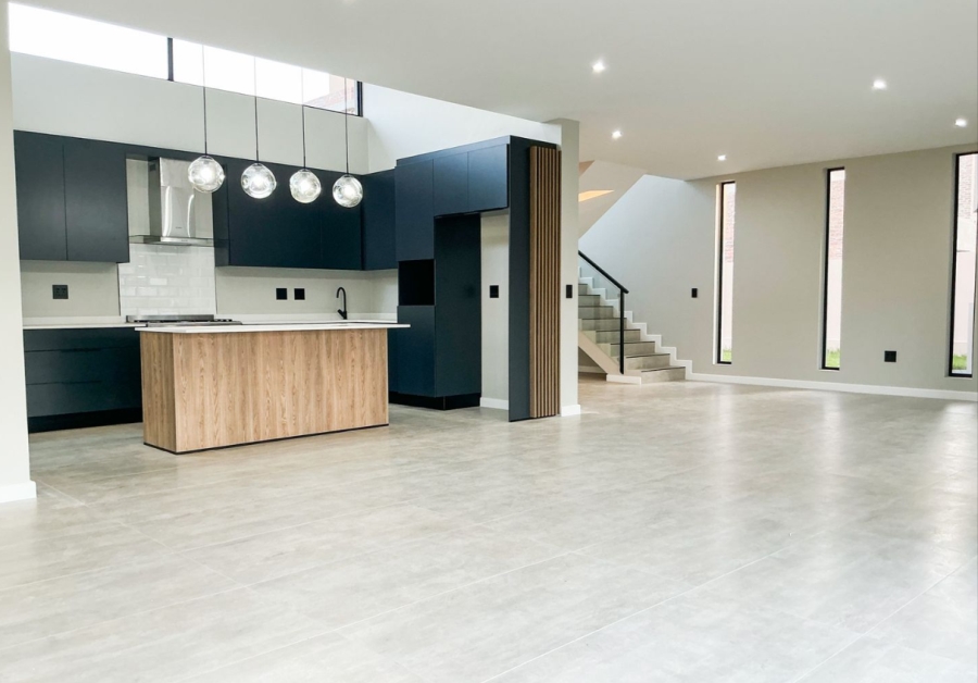 4 Bedroom Property for Sale in Midstream Heights Gauteng