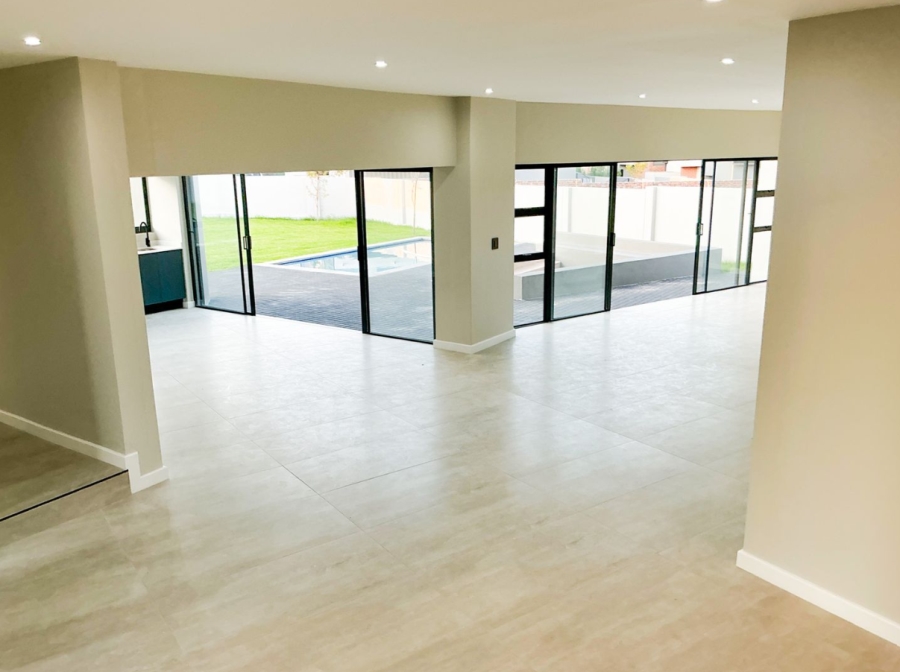 4 Bedroom Property for Sale in Midstream Heights Gauteng