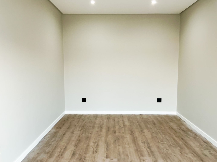 4 Bedroom Property for Sale in Midstream Heights Gauteng