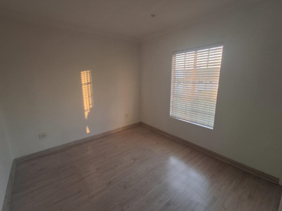 To Let 2 Bedroom Property for Rent in Marais Steyn Park Gauteng