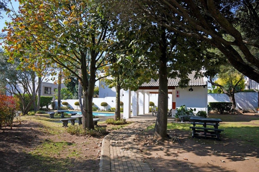 To Let 2 Bedroom Property for Rent in Marais Steyn Park Gauteng
