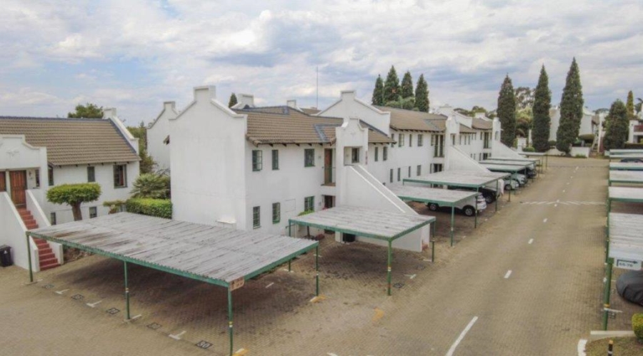 To Let 2 Bedroom Property for Rent in Marais Steyn Park Gauteng