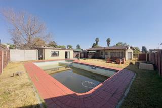3 Bedroom Property for Sale in Verwoerdpark Gauteng